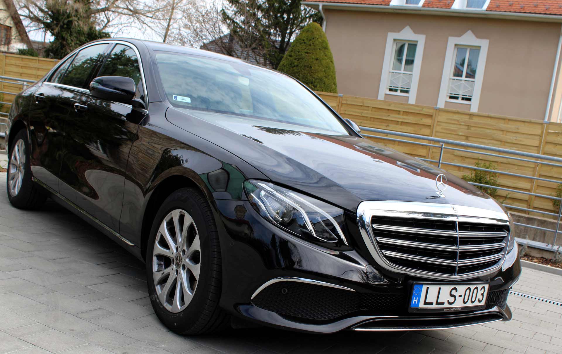 luxus autó bérlés