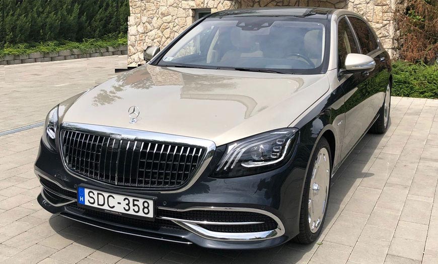 Luxusautó bérlés Budapesten sofőrrel