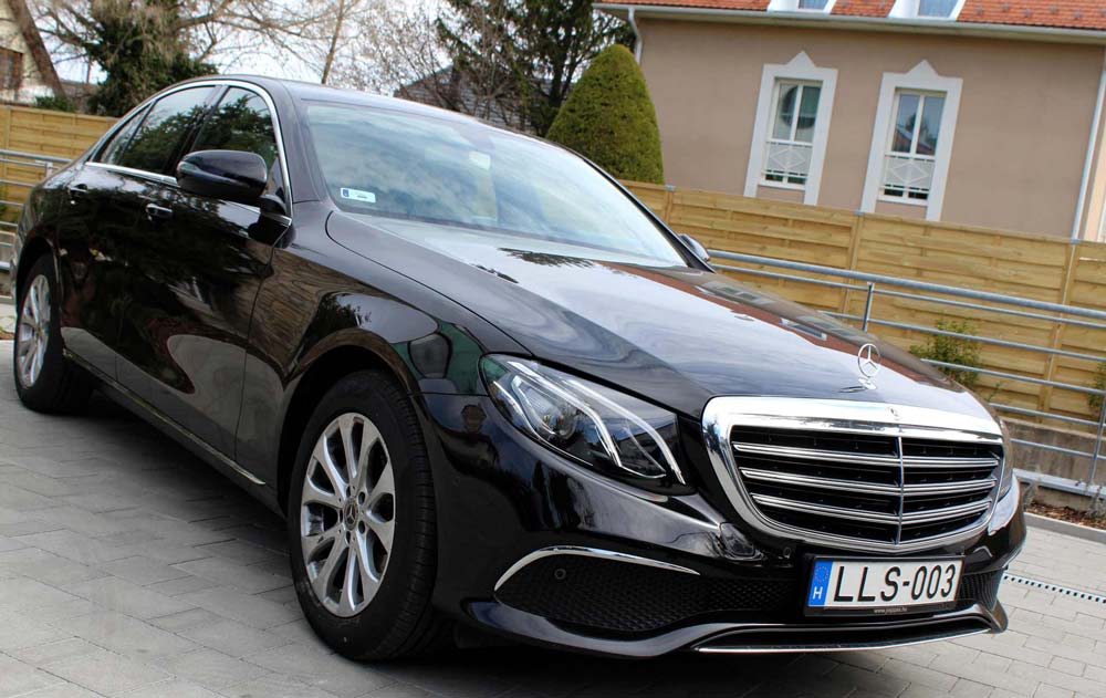 Mercedes járművek